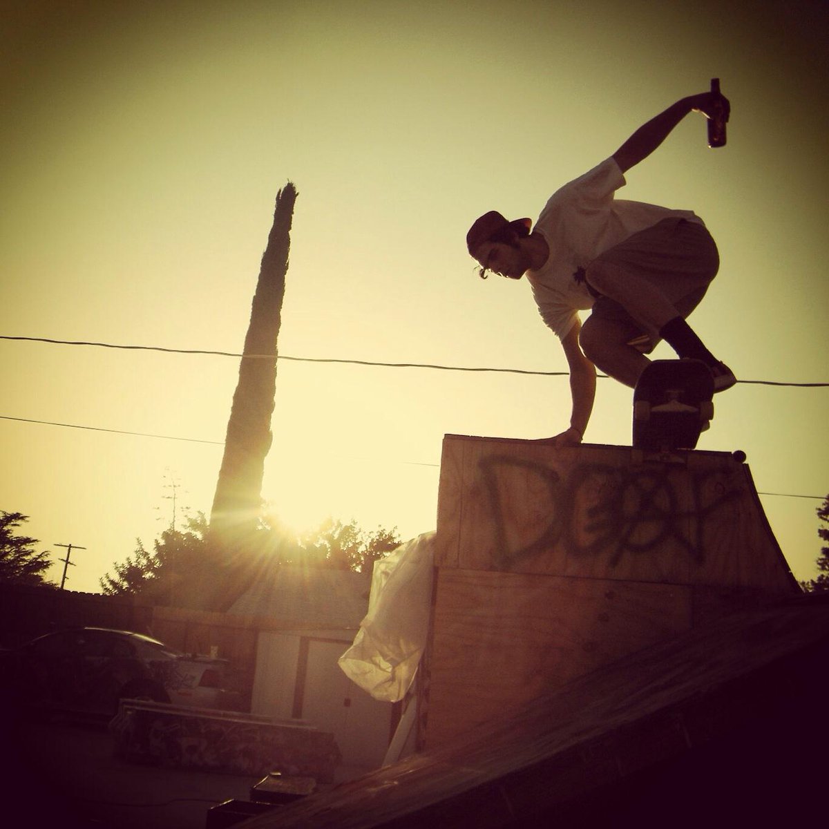 Monday doesn't have to suck. Drop in for a $1.50+ draft. Best deal by the beach. #draftnight #thrusters #pacificbeach