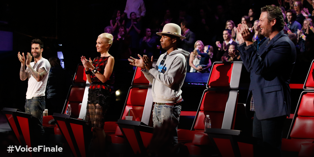 NBCTheVoice's tweet photo. RT if you're watching &amp; tweeting with us right now, West Coast! #VoiceFinale http://t.co/4gKcBNU5Ho