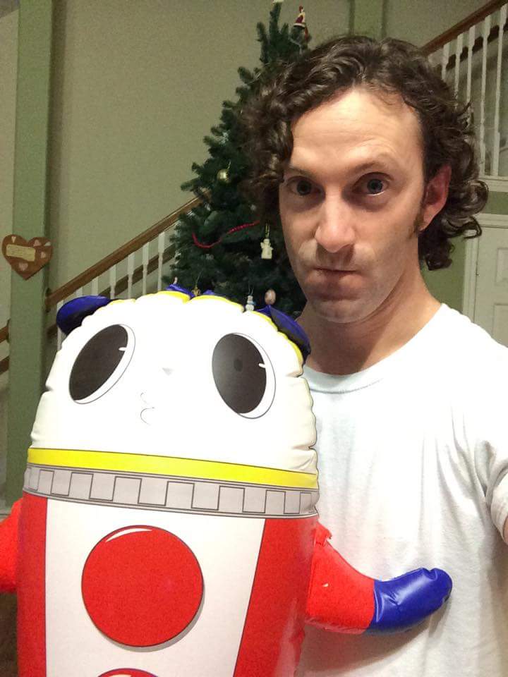 Orisonata's tweet photo. Jason is playing Persona 4 Arena Ultimax. This guy came with! #persona4golden #videogames @AtlusUSA http://t.co/gDfN95ObFy