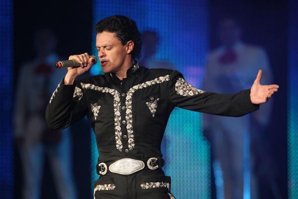 foolforlouis91's tweet image. Harry le robó el estilo a Pedrito Fernández 

#MTVStars One Direction