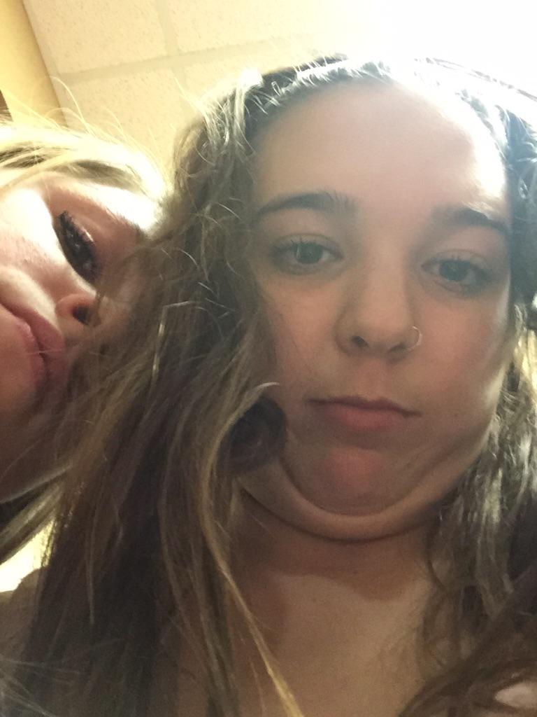 dbughaha's tweet image. #badangles