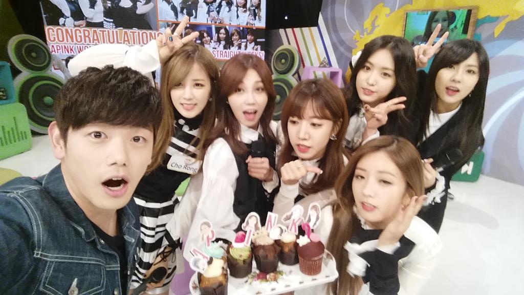 sooyaeaa__'s tweet photo. #ApinkASC http://t.co/A13utn8cZm