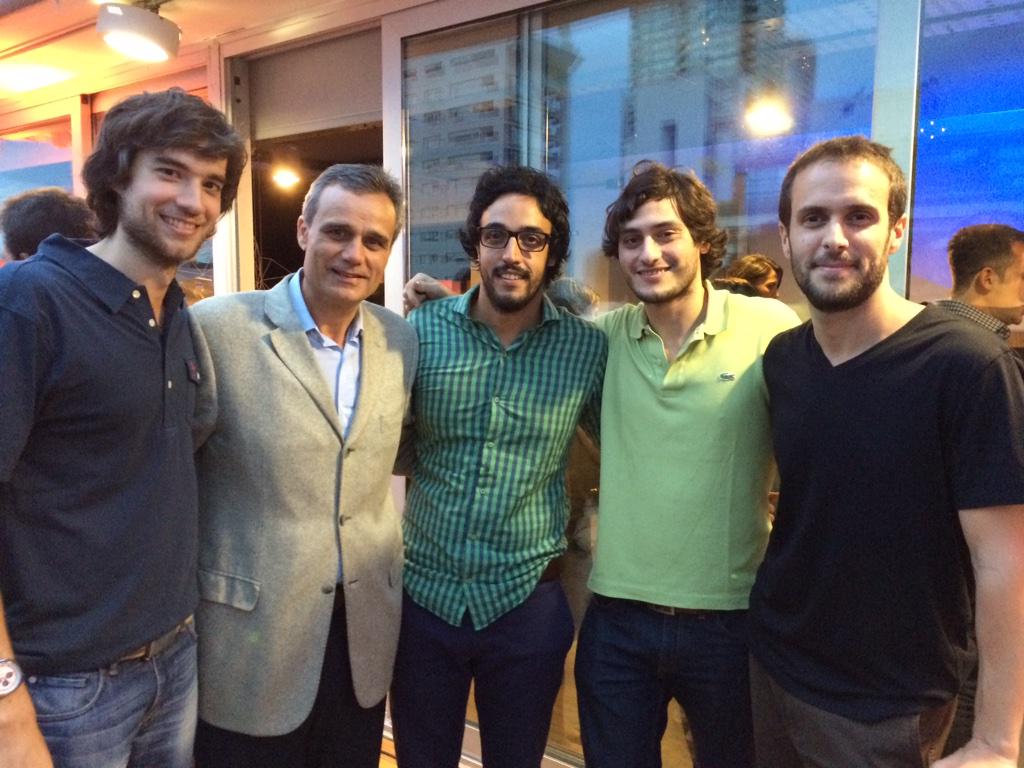 Fin de año con <a href="/pablitoarmagni/">Pablo Armagni</a>, pilar de SincroPool <a href="/martorubio/">MartoR</a> <a href="/Edulopezortiz/">Eduardo Lopez Ortiz</a> <a href="/JuanBarreira/">Juan Barreira</a> <a href="/lucascroxatto/">Lucas Croxatto</a> @WayraAr