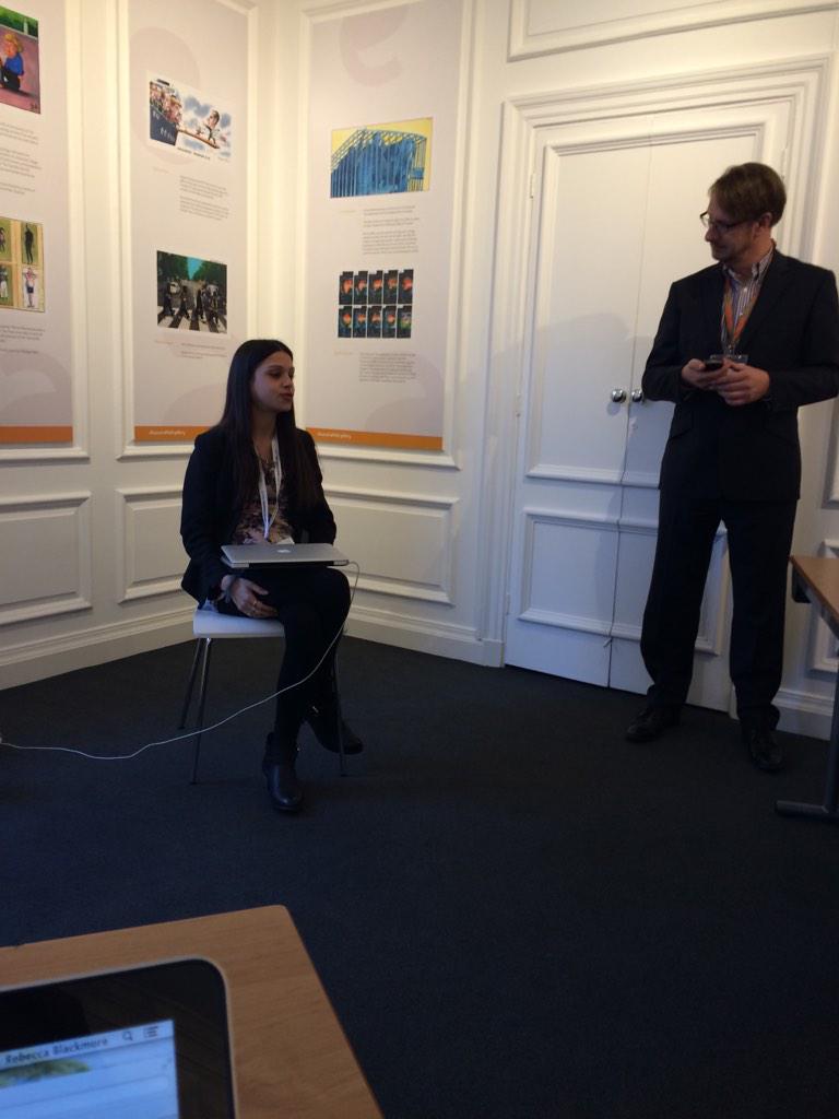 RBlackmore91's tweet image. Kick starting this mornings @simplycomm #SMiLELab with a review of #leweb from @LOMBARDI_GLORIA @Simply_Marc