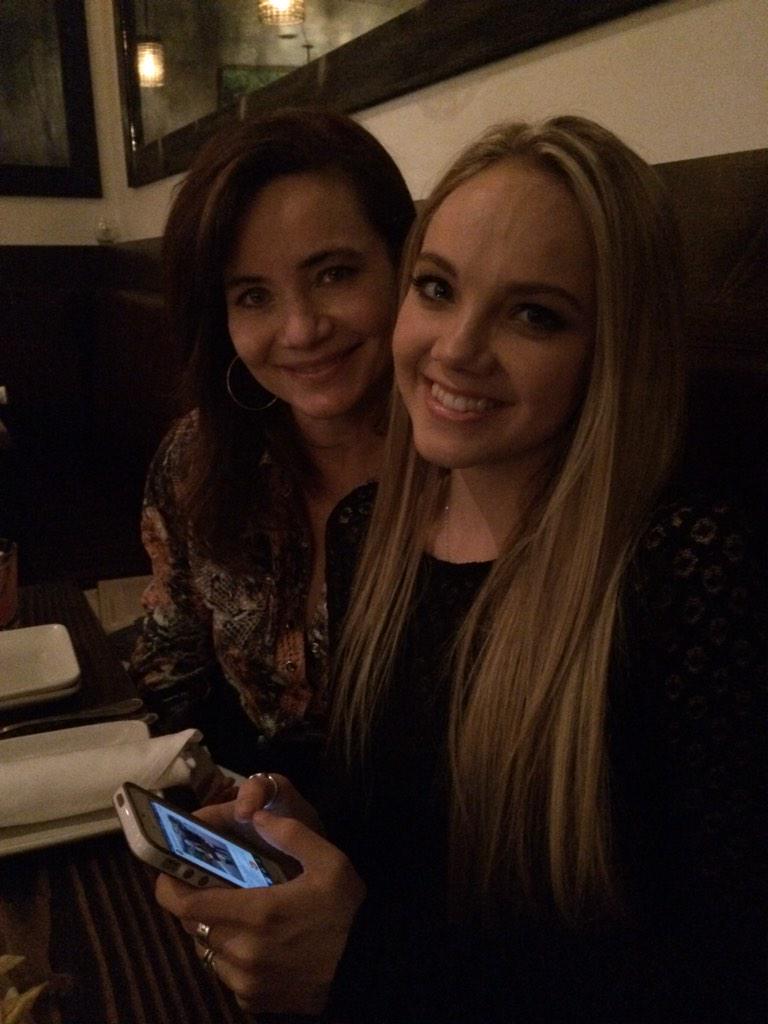 My heart is literally full right now... Hanging out with my little baby girl. <a href="/DBradbery/">Danielle Bradbery</a>