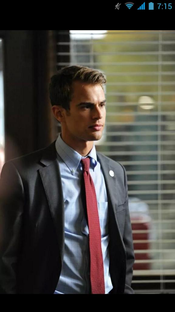 Happy birthday Theo James 