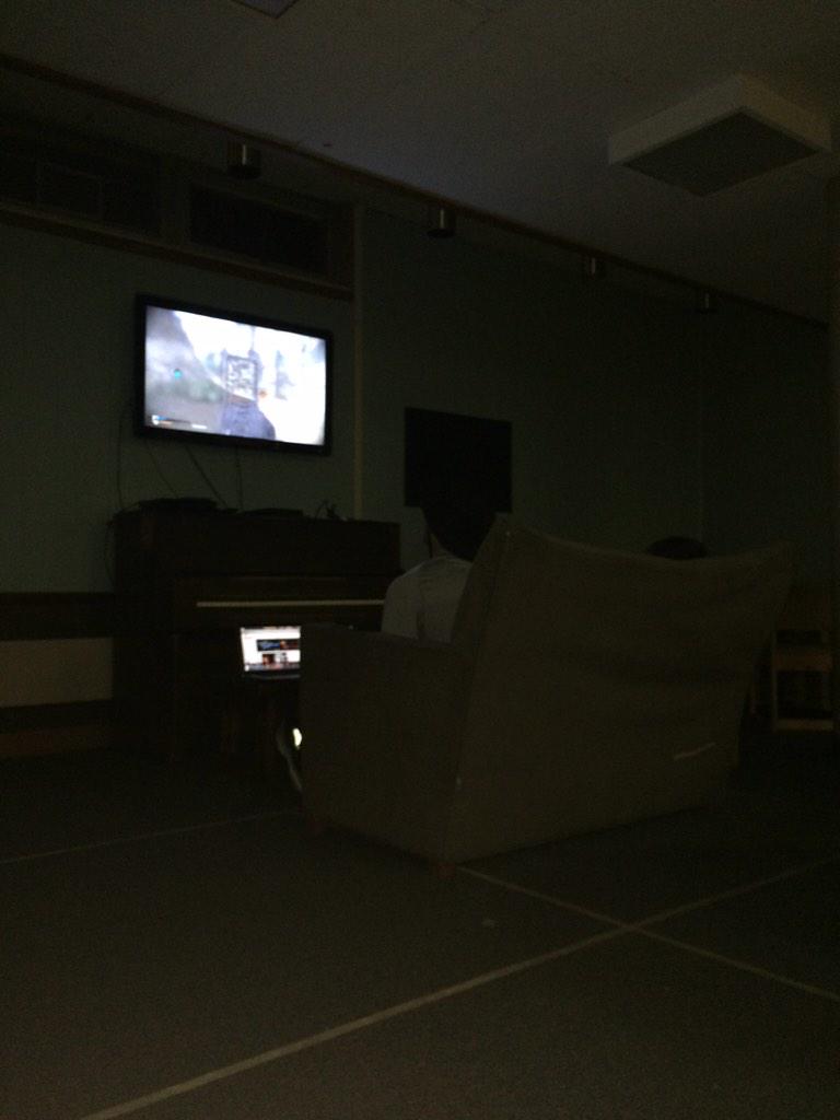 WingateNick's tweet image. This what we do when we are the only ones on campus. Call of duty in the lobby.