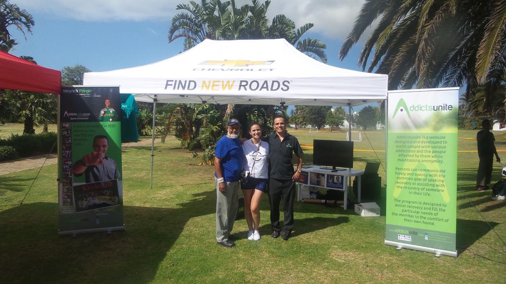 TheStreetStore's tweet image. Just met the team from @addictsunite at @TheStreetStore in PE. They're educating about the consequences of drug use.