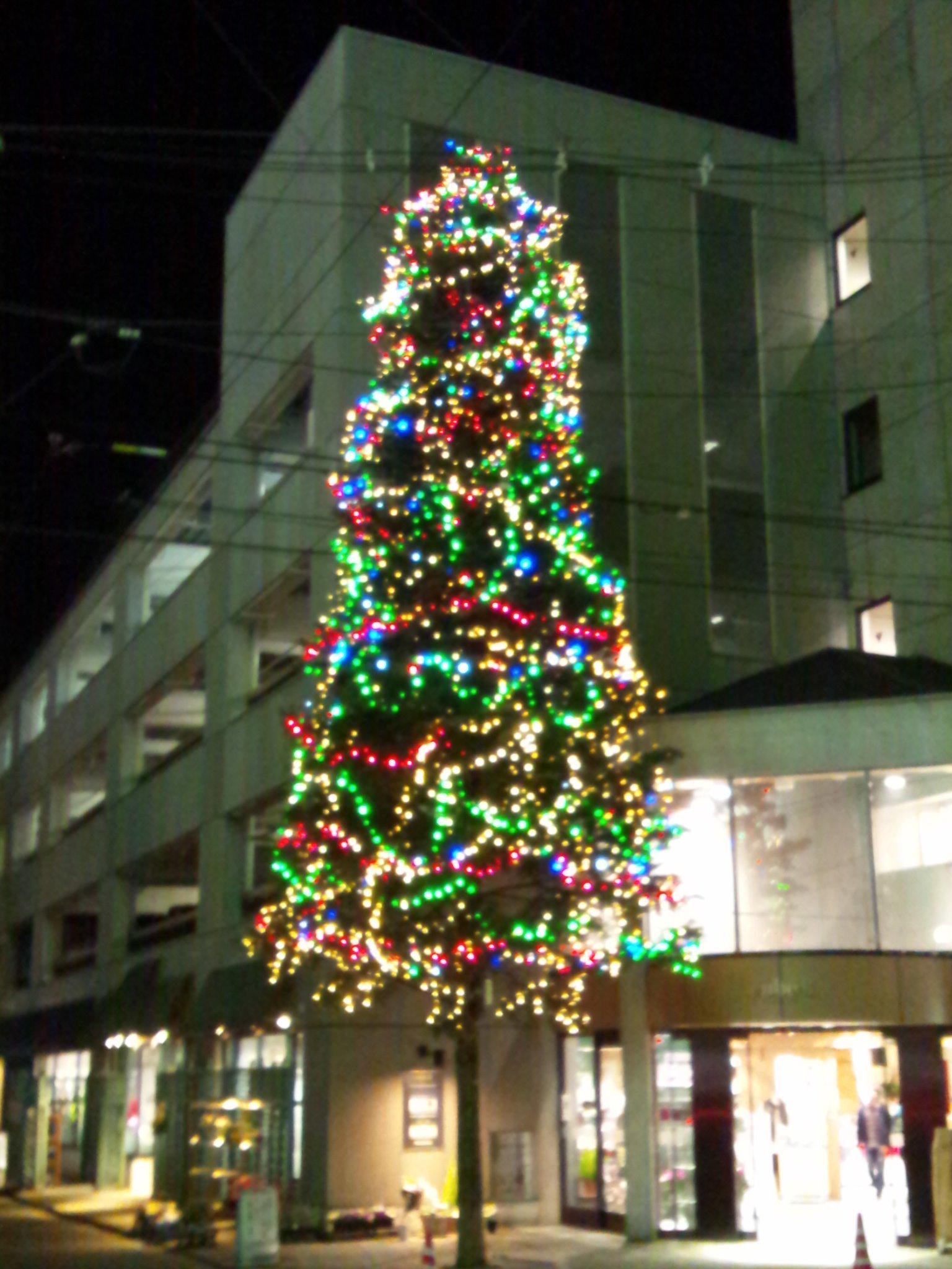 もりおか雪あかり カワトク前のイルミネーションに感動 クリスマスが楽しみ あかり 冬の盛岡八幡平 いわて 岩手 Iwate 盛岡 もりおか Morioka Http T Co Lowdhgjbwg Twitter