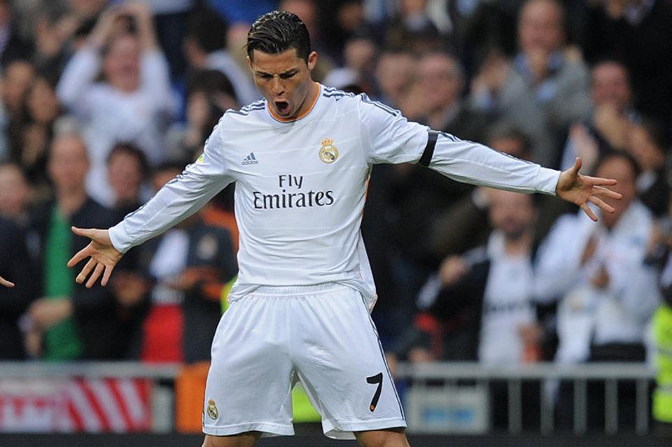bwin_es's tweet photo. Que CRISTIANO RONALDO marque el 1º gol del #CruzAzulvsRealMadrid tiene un CUOTÓN de 2`80 en http://t.co/ZfI1AzkrXv http://t.co/3KGziDVTY4