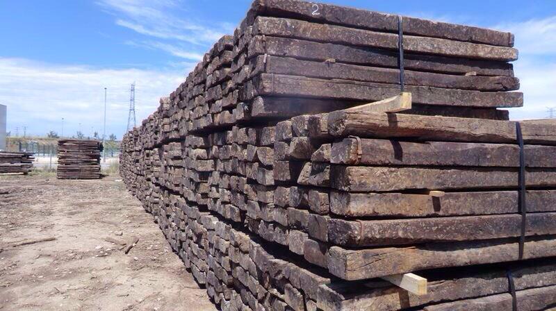 Venta_Ganado's tweet photo. #Venta de #traviesas para #cercados #ganaderos ..... Desde 14 € hasta 30€ segun #calidad http://t.co/pqe9f00eiw