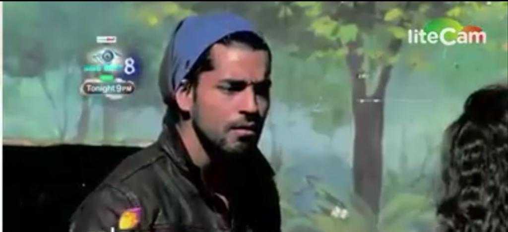 B49sNoHCIAAnNDe.jpg:large