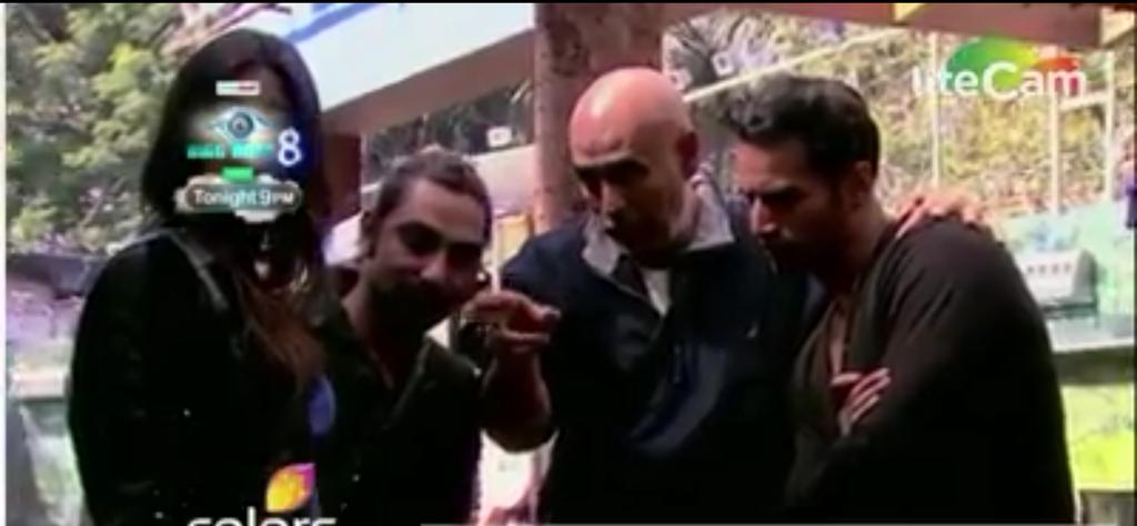 B49tuhvCIAAqiui.jpg:large