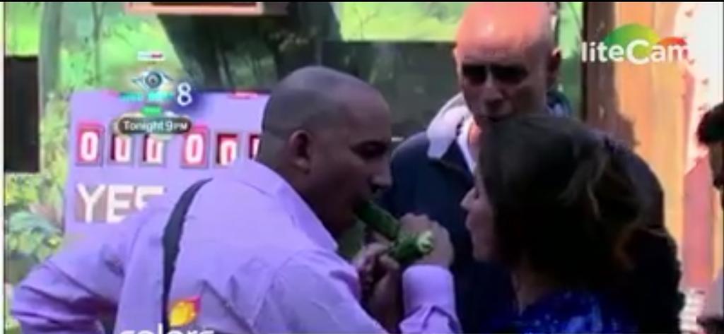 B49u5HFCUAAfV0V.jpg:large