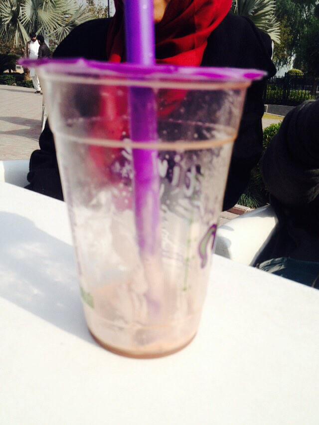 Sadaf_KaY's tweet photo. #YouAreDesi
If you Finnish the smoothie till last sip.๐ http://t.co/6g6NINL67w