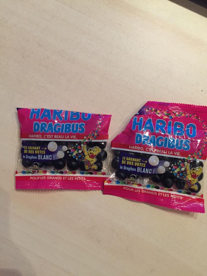 CamilleCombal's tweet photo. Le plus beau cadeau de ma vie...
Que les #DragibusNoirs !!!! http://t.co/s0CyNH26YS