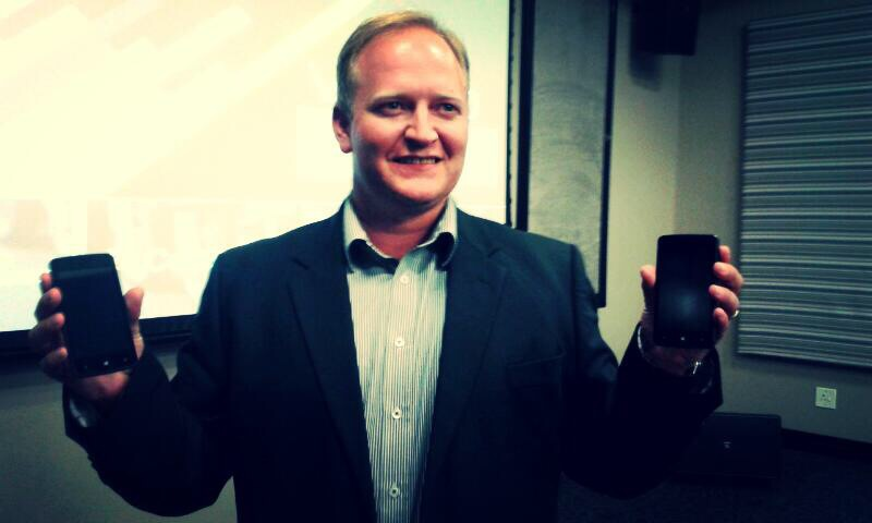 EdgarsTUMobile's tweet image. General Manager of Edcon Group Cellular, @ColinBaumgart, proudly unveiled the brand new #VerssedW1 yesterday evening.