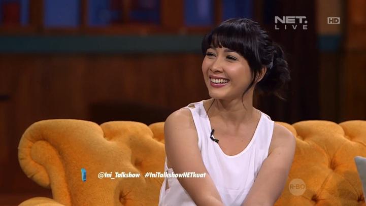 mdtvindonesia's tweet photo. Sudah dtg @andrea_dian_ind penonton mari kita bakar semangatnya @Ini_Talkshow #IniTalkshowNETkuat http://t.co/Rlw4yQzmUb