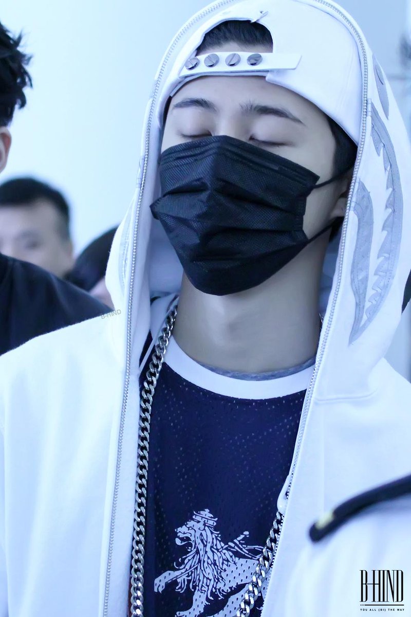 😘“<a href="/B_HIND_/">BHIND.</a>: [#B_HIND] 141204 HK airport >>>> ICN

♡♡♡
PLEASE CREDIT AND DO NOT EDIT ALL PHOTOS>_<
#BI #iKON #한빈 #비아이 ”