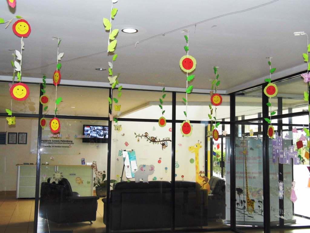 sis_plm's tweet photo. #preschool #lobby #gogreen #jungle #singapore #school #palembang http://t.co/kJgS9691dx