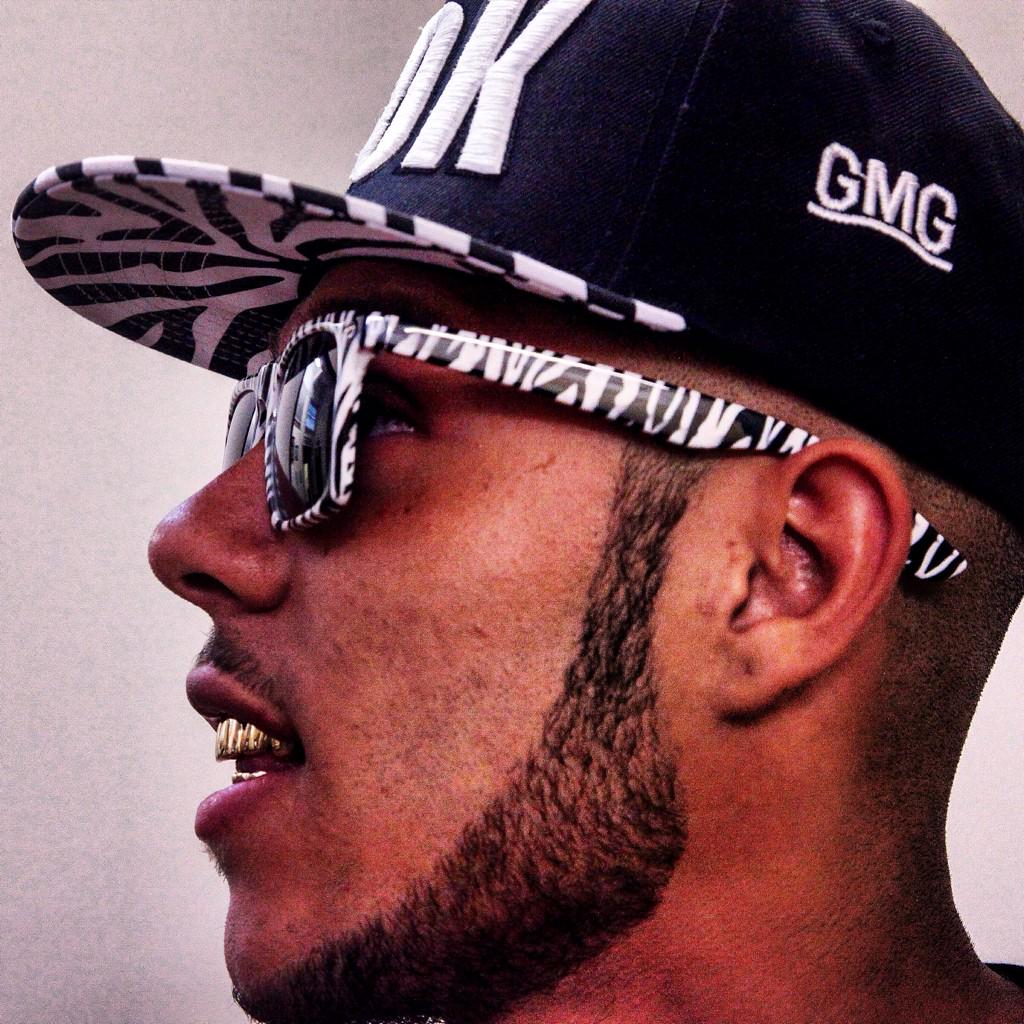 mrginobonazzi's tweet photo. #OK - SnapBacks NOW #Available😎 http://t.co/6iGdz7suJr✨🎄✨ http://t.co/sVFgpBQoro