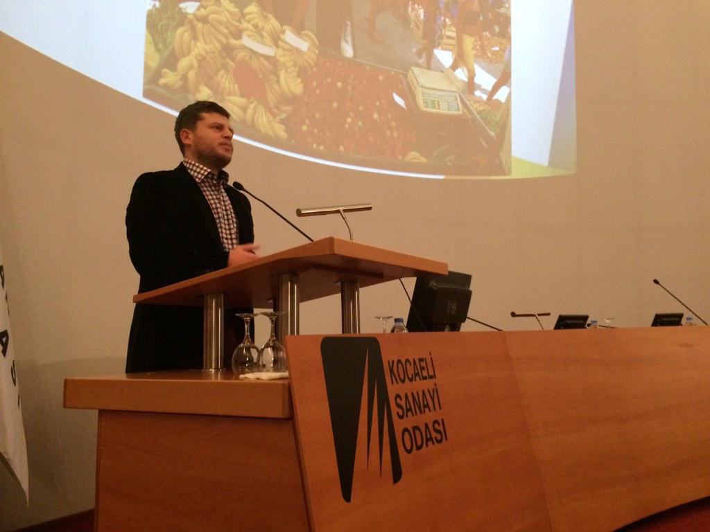 BanuBarbaros's tweet photo. IAB Rekobi @ugurseker Dijital Medya Planlama sunumu yapıyor. #digitalmarketing  #advertising #iabturkey http://t.co/r8l3hLxRGS