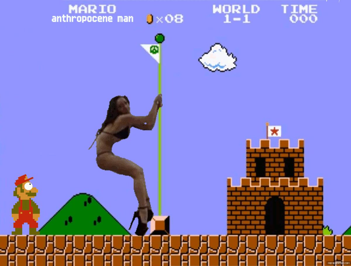 NintendoMemes's tweet photo. Childhood ruined... #SuperMario #Strip http://t.co/VrUPKpDZ25