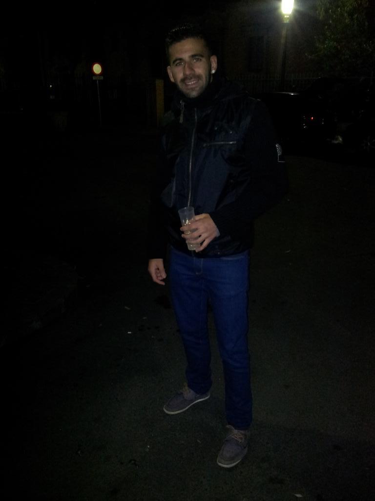 yonatanmoreno88's tweet photo. Un poco de funky friolera jejeej http://t.co/xmRoyR0fPd