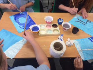 MsCOSullivan's tweet photo. we love doing #christmasart #stfinians #6thclass #newcastlelyons http://t.co/5VxKJUTPyf