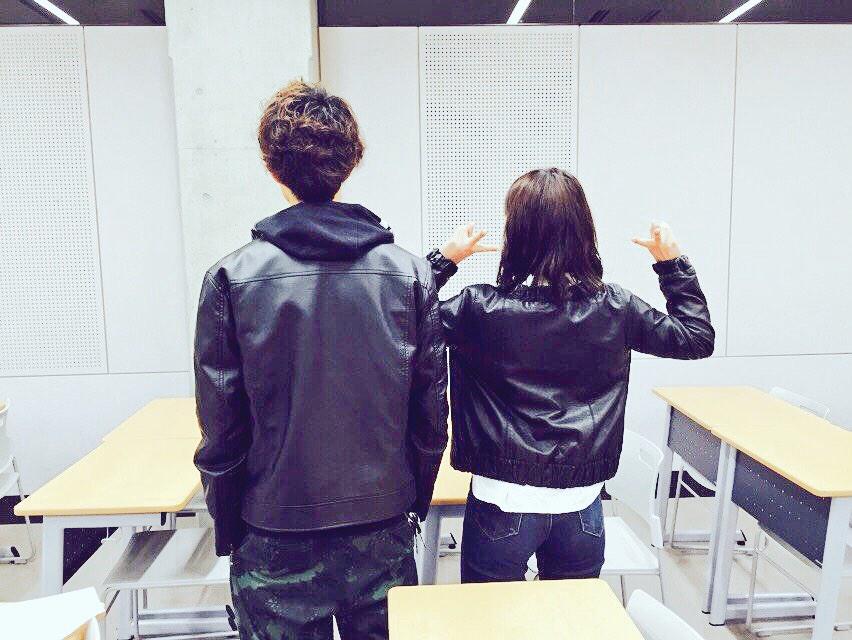 Funkydogg_remix's tweet photo. またみずほ🐷服被らせてきよった😂😂
#leatherbros #leatherjacket http://t.co/a0lRlzkpWF