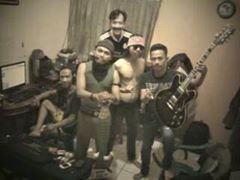 FahmiR8's tweet photo. The jahats ~ http://t.co/lSXlC66kTU