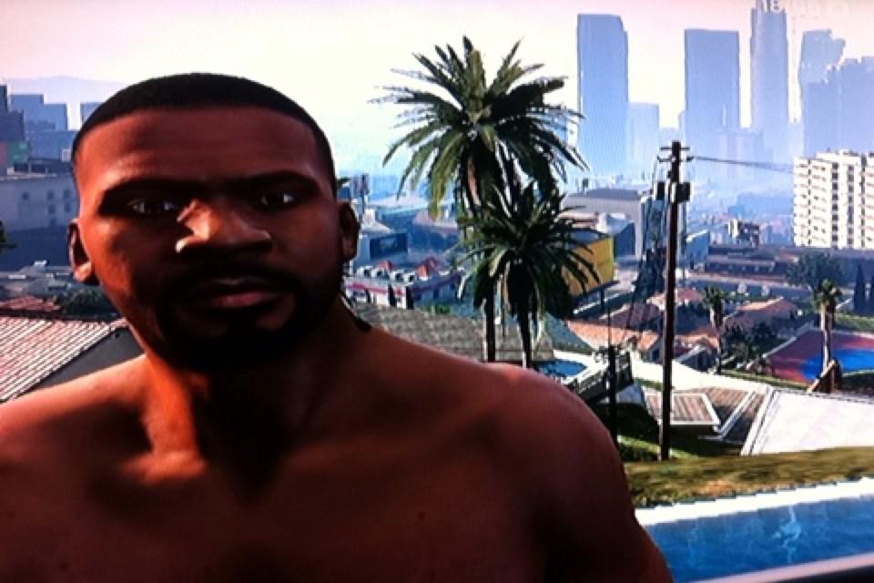 FClintonGTA's tweet photo. My wonderful view of Los Santos (Upstrairs and downstairs of my house) 😜👍 http://t.co/LrmgTu3SgE