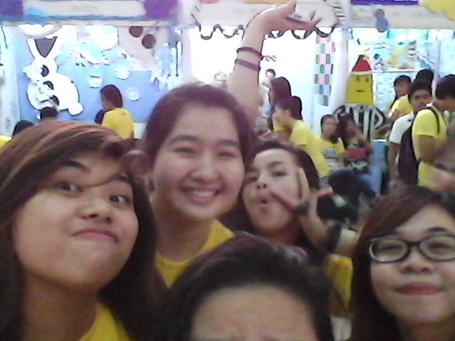 jondesssss's tweet photo. Noo ko lang naman lagi kita ee lol @natsumilala @denniegan @joycebajum @emraldddda #SAMDays http://t.co/yhI5PWJHra