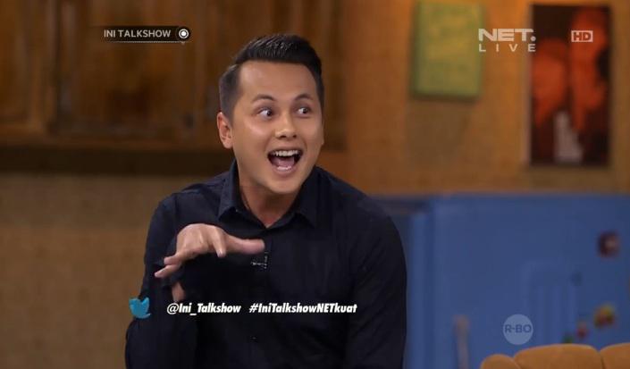 RatriR's tweet photo. Ganteng😍 RT @netmediatama: Wow @dhikacungkring udh wakacipuy sm neng @mayaseptha @Ini_Talkshow #IniTalkshowNETkuat http://t.co/A5CFbDqZ4S
