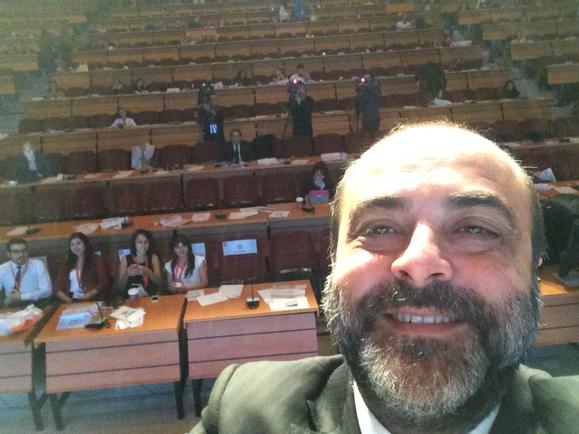 TanyelYilmaz's tweet image. #pz2014 Change the Game zirvesinde sunum için sahneye çıkınca self çekim yaptım...