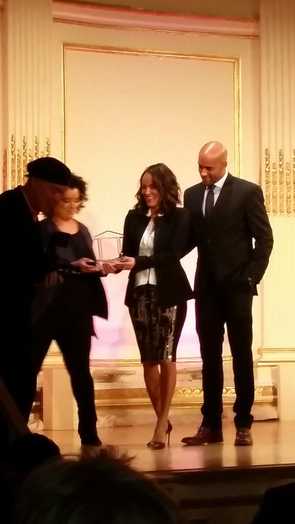 BorisKodjoe's tweet photo. "@HelpUSA: Congrats @nicolearip &amp; @BorisKodjoe on ur HELP Heroes Award &amp; ur work w Sophie's Voice Foundation http://t.co/8Q79a872sz"<Thank U