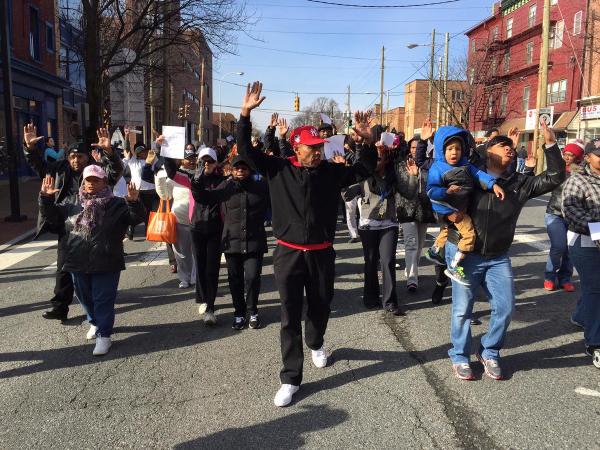 delawareonline's tweet photo. Delaware marchers support families of Ferguson, NYC victims. #netde http://t.co/MZUiyU9GVI http://t.co/xndARsiPdv