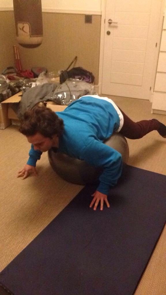 losamosddogtown's tweet photo. Mens sana in corpore sano #caelababa http://t.co/gmynYOInIh