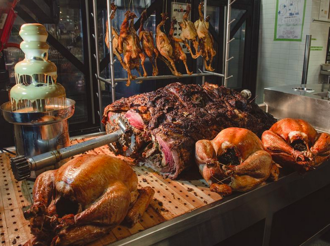 eatersf's tweet photo. .@ChefMichaelMina sees your turducken and raises you a lambpigcowquailduckchickenturkey: http://t.co/40BSGBnBMa http://t.co/5RsBpXkrun