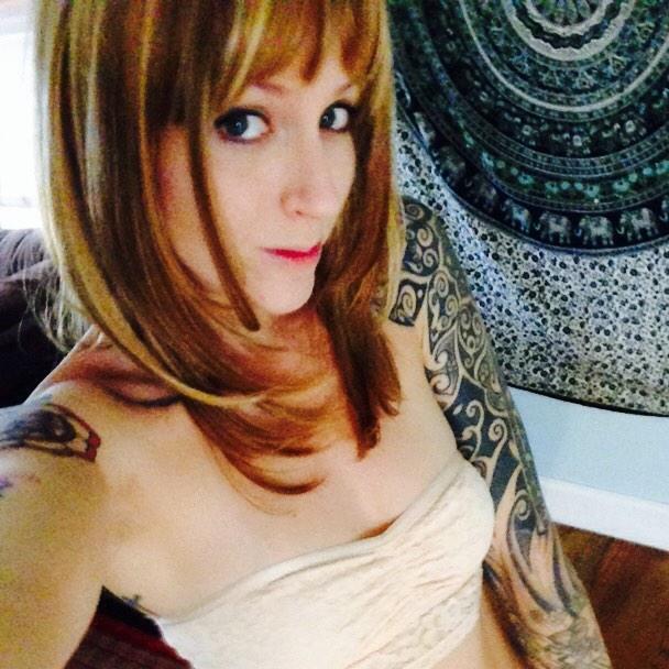 FireGigglesMFC's tweet photo. I look like this today! Getting on #mfc in a few minutes! #mfcselfie #mfc2014 #mfcgirl #camgirlpromo #altmodel http://t.co/QktCvArULe