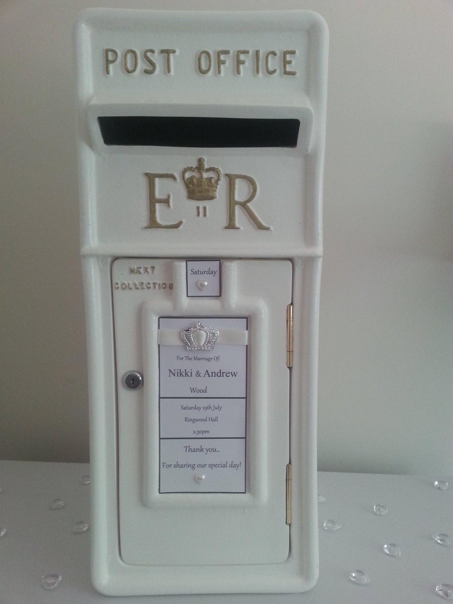 Hire our Royal Mail style post box. Perfect for storing cards at weddings, christenings or parties!