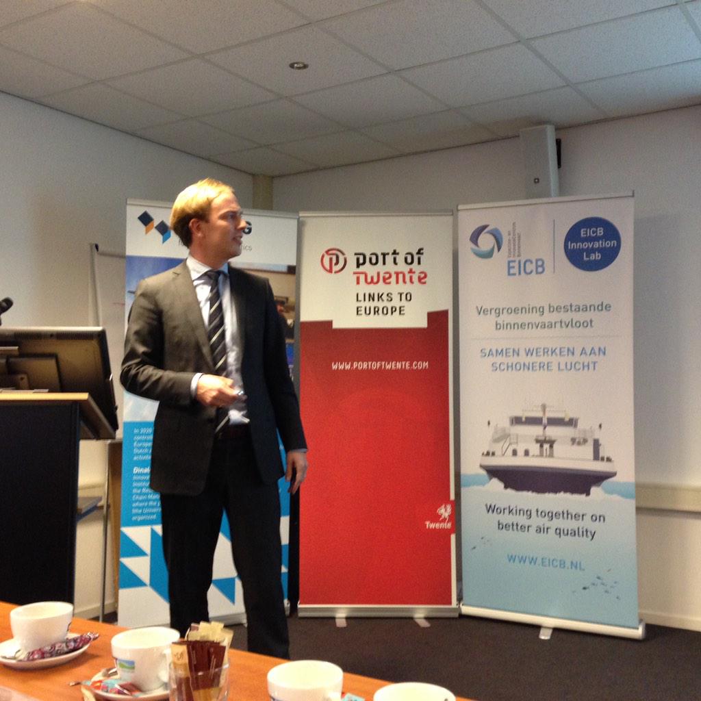 Erwin van der Linden (EICB) presenteert de brandstofverbruiksapp Econaut, binnenkort beschikbaar vr de #binnenvaart