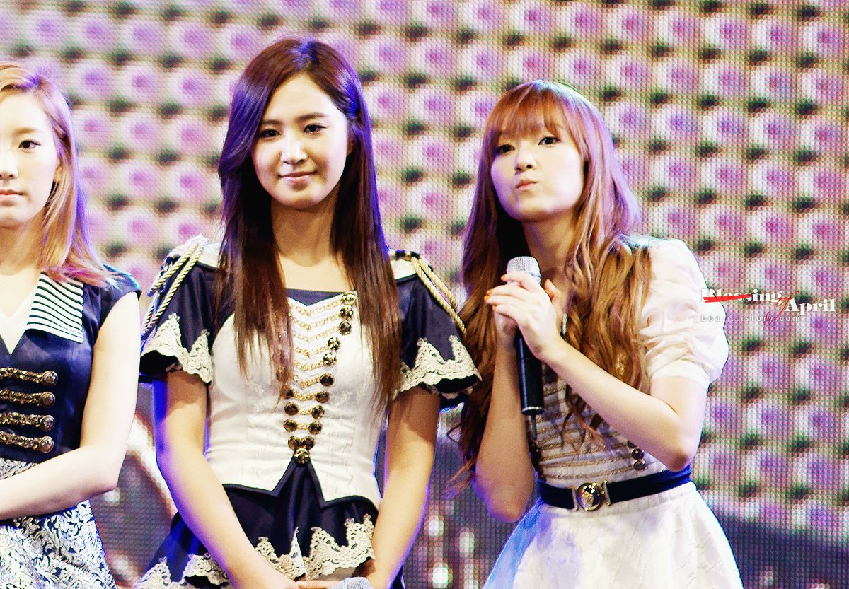 Happy birthday KWON YURI  