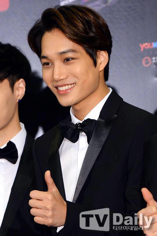 EXOKAI101's tweet photo. [PIC/News] 141203 KAI @ MAMA Press Conference (cr.on pic) 👍 http://t.co/jGVg5MTzcU
