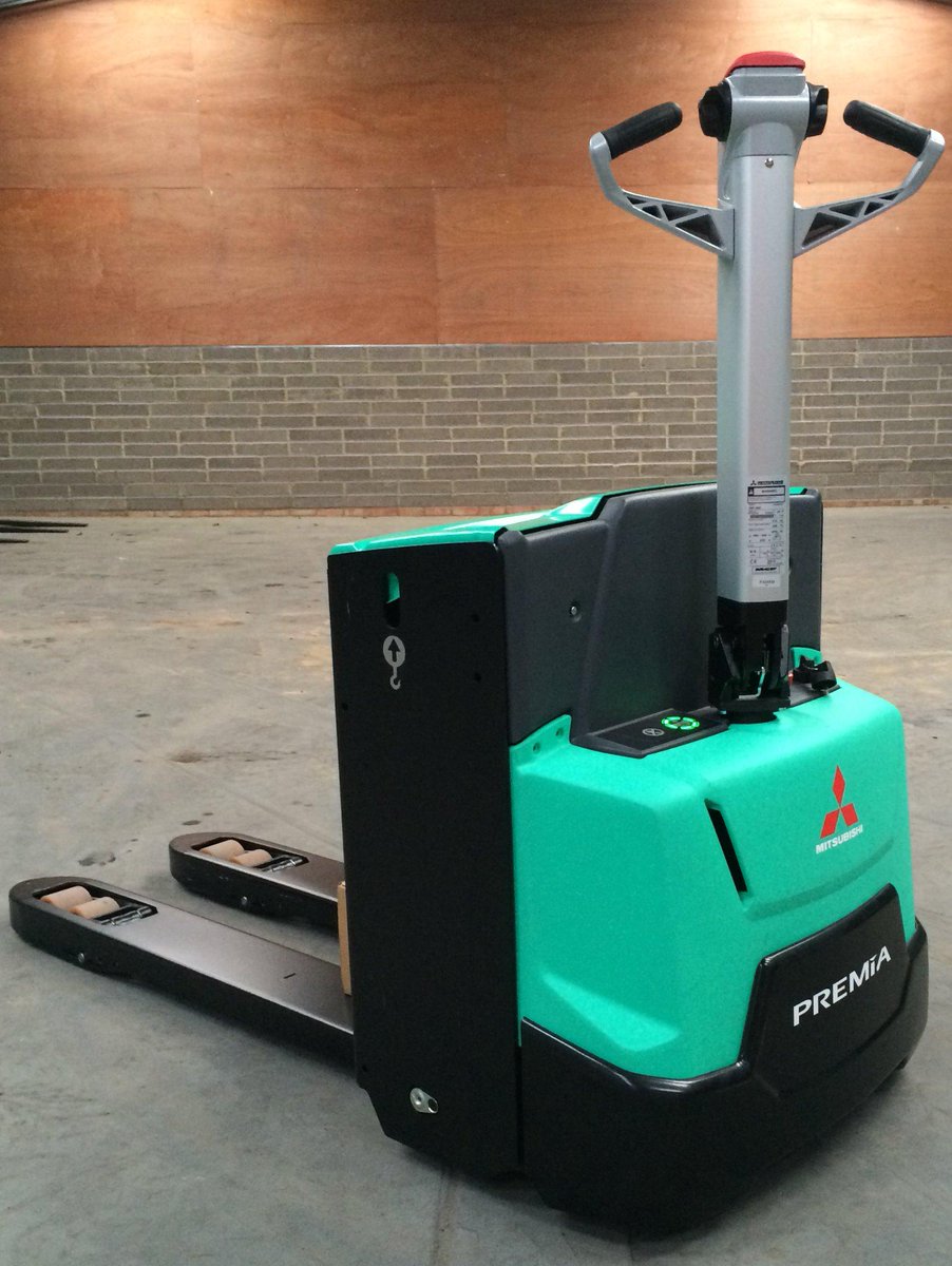AltoHandling's tweet photo. Mitsubishi PREMiA power pallet truck awaiting new owner #Mitsubishiforklifts http://t.co/wWEI580DUp