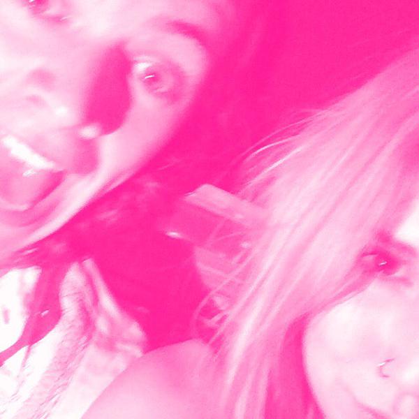 prideestyles_'s tweet image. eu ameii essa foto fico tão awww fofo *--*