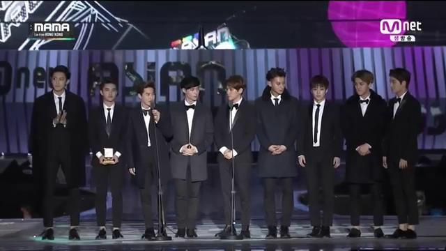 EXOKAI101's tweet photo. {❤️} EXO ได้รับรางวัล Best Male Group !!
ยินดีด้วยจริง ๆ 😂 ได้อีกรางวัลแล้วนะคะ สุดยอดไปเลย 👏👏👏👏 http://t.co/dngmWjW6D7