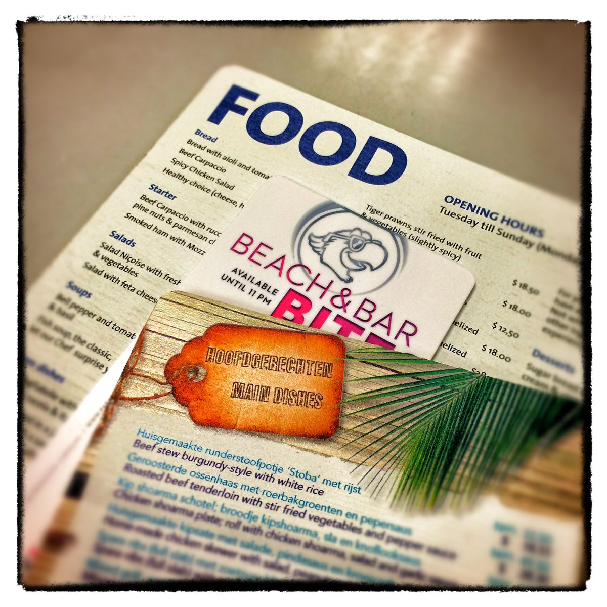 Het is koud in NL &amp; hoogseizoen op de Caraïbische stranden. Dus printen we onze #menukaarten voor klanten overzee!