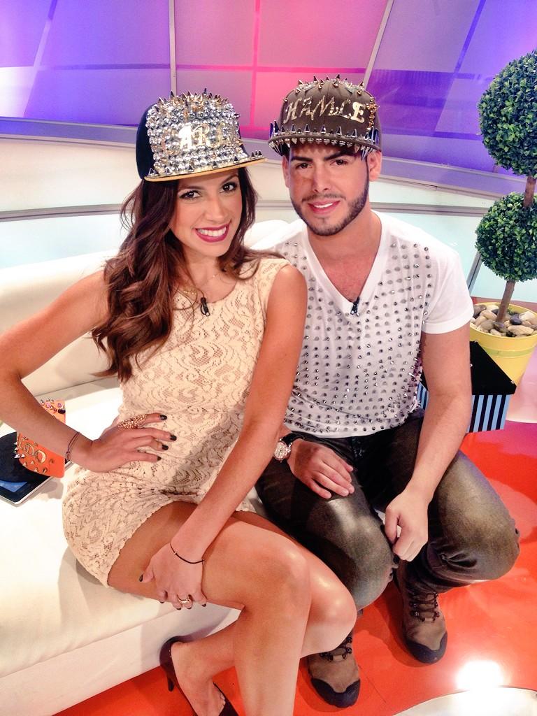 FansHamletVip's tweet photo. #LookBomba de la bellísima @LaMaracuchis @LaBomba_Televen por nuestro súper diseñador @HamletVIP @canalesdiosa http://t.co/7zDQWlS8P6