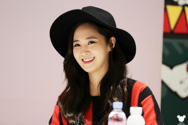 Happy Birthday Kwon Yuri      